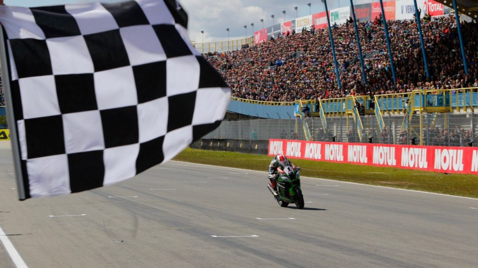 Превосходный уикенд для Kawasaki... еще один, явно не последний Превосходный уикенд для Kawasaki... еще один, явно не последний