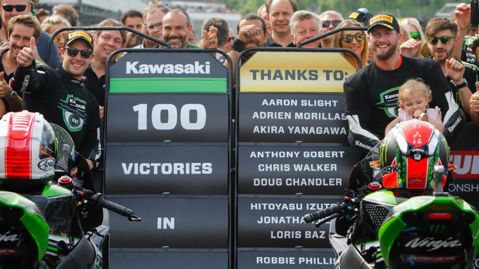 Kawasaki празднует юбилейную, 100-ю победу в World Superbike, и автор - Джонни Рэй! Kawasaki празднует юбилейную, 100-ю победу в World Superbike, и автор - Джонни Рэй!