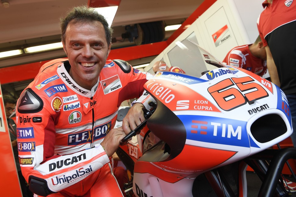 Лорис Капиросси вернулся в седло Ducati на один уикенд, в Муджелло Лорис Капиросси вернулся в седло Ducati на один уикенд, в Муджелло