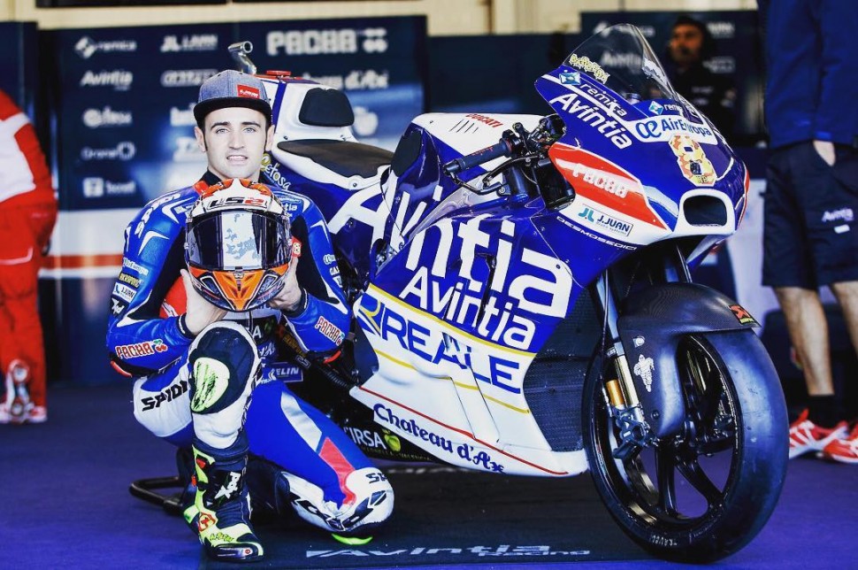 Пилоты MotoGP Гектор Барбера и Лорис Баз ездят в шлемах LS2 FF323 R EVO Пилоты MotoGP Гектор Барбера и Лорис Баз ездят в шлемах LS2 FF323 R EVO