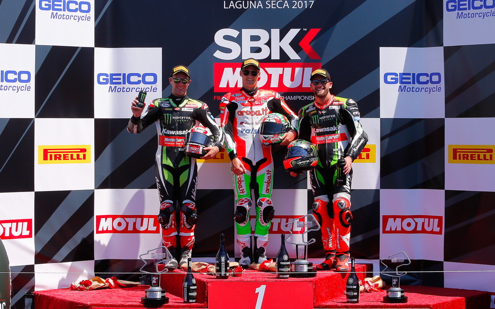 Подиум 1-й гонки в Laguna Seca: Девис, Рэй, Сайкс Подиум 1-й гонки в Laguna Seca: Девис, Рэй, Сайкс