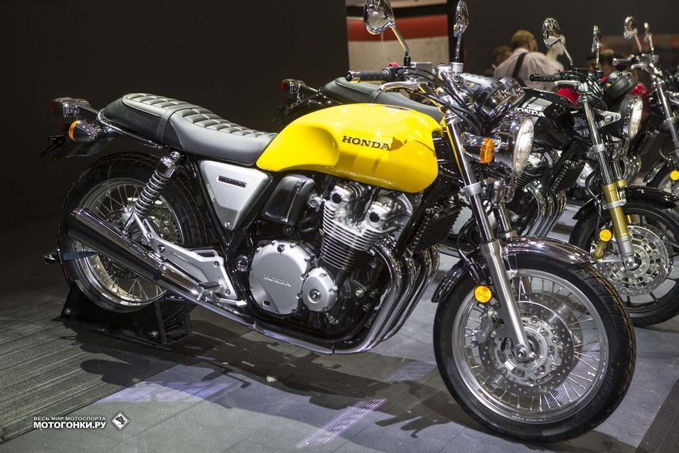 Honda CB1100EX на выставке INTERMOT-2016 Honda CB1100EX на выставке INTERMOT-2016