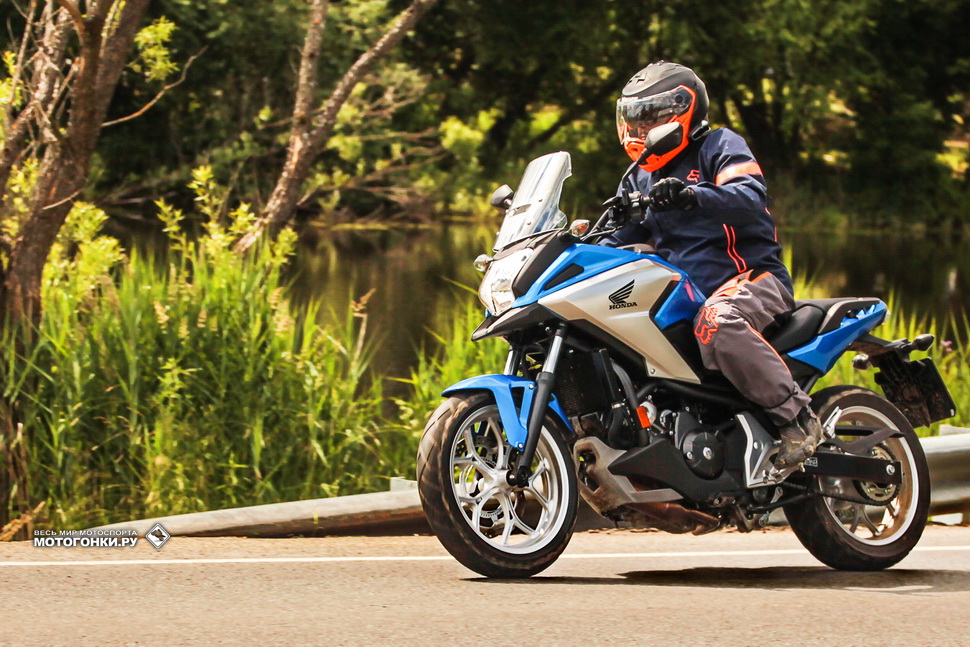 Тест-драйв Honda NC750X (2017) Тест-драйв Honda NC750X (2017)