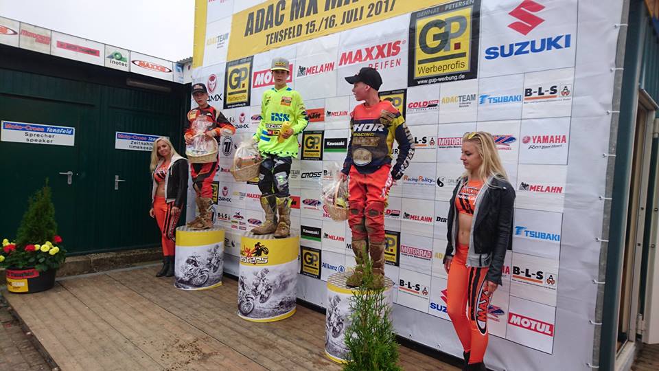 Подиум класса юниоры возглавил Джетт Лоуренс из Suzuki World MX2 Подиум класса юниоры возглавил Джетт Лоуренс из Suzuki World MX2