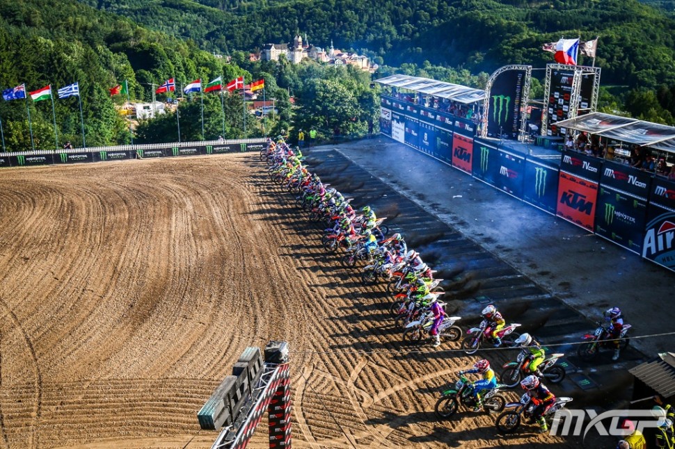Старт первого заезда EMX85 Старт первого заезда EMX85