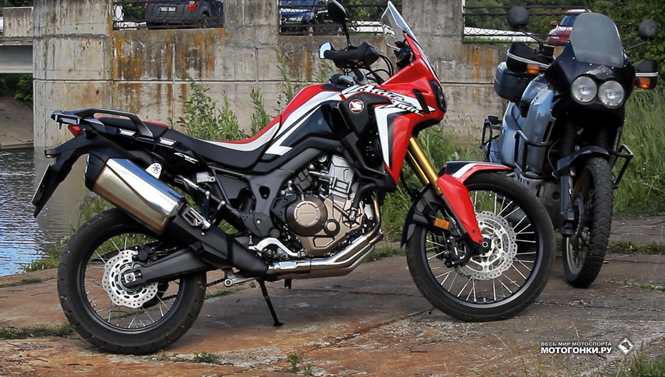 Honda CRF1000L и Honda XRV750 Honda CRF1000L и Honda XRV750