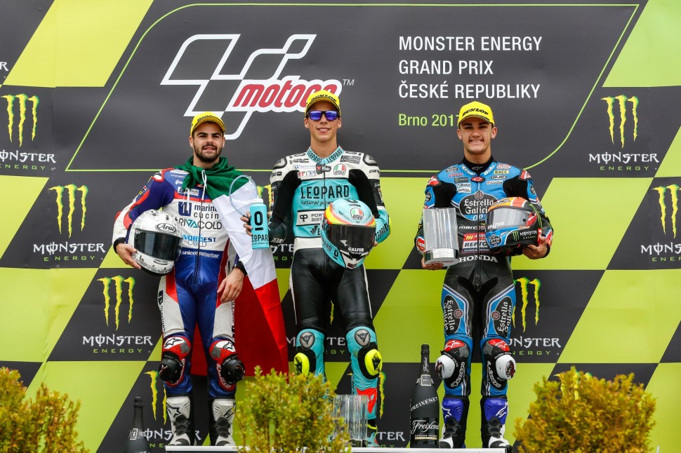 Подиум 10-го этапа Moto3 - Гран-При Чехии Подиум 10-го этапа Moto3 - Гран-При Чехии