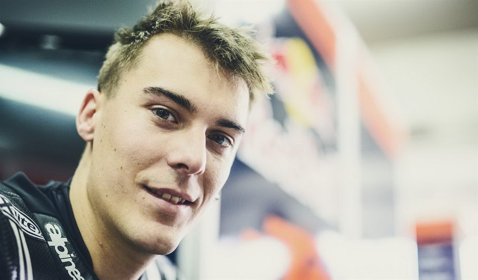 Маркус Райтербергер в гараже KTM Factory Racing MotoGP Маркус Райтербергер в гараже KTM Factory Racing MotoGP