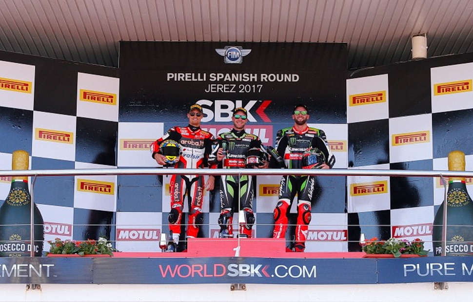 Подиум первой гонки WSBK в Хересе: привычная картинка Подиум первой гонки WSBK в Хересе: привычная картинка