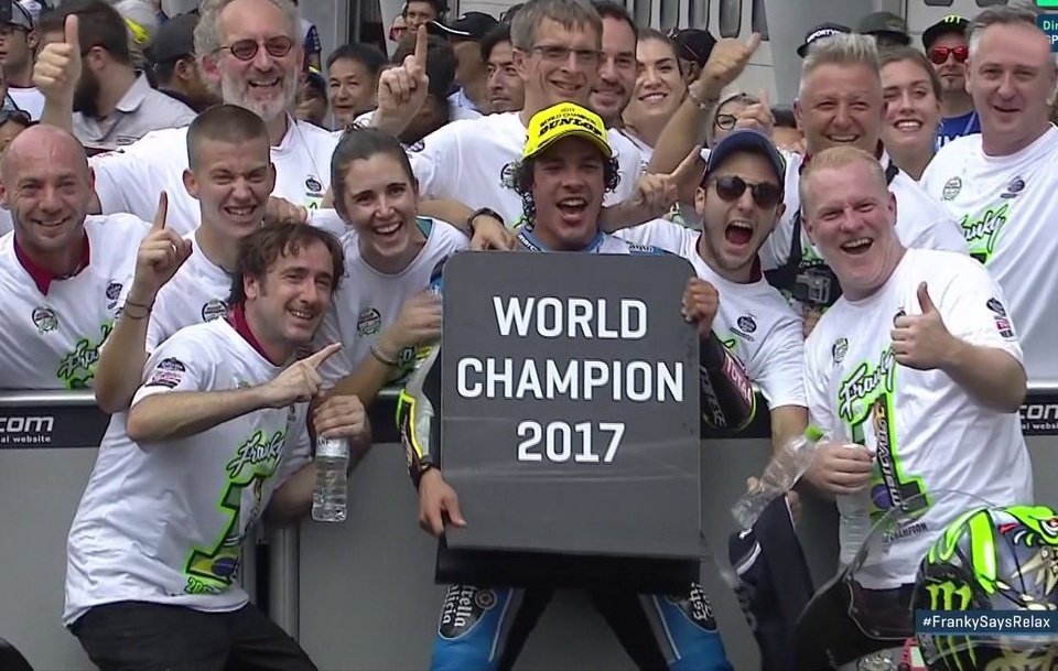 Франко Морбиделли - чемпион Moto2 2017 года. Франко Морбиделли - чемпион Moto2 2017 года.