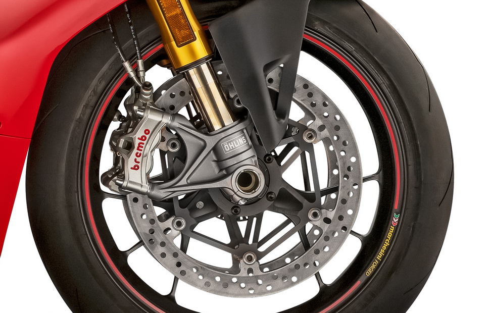 Новые тормоза Brembo специально для Ducati Panigale V4 (2018) Новые тормоза Brembo специально для Ducati Panigale V4 (2018)