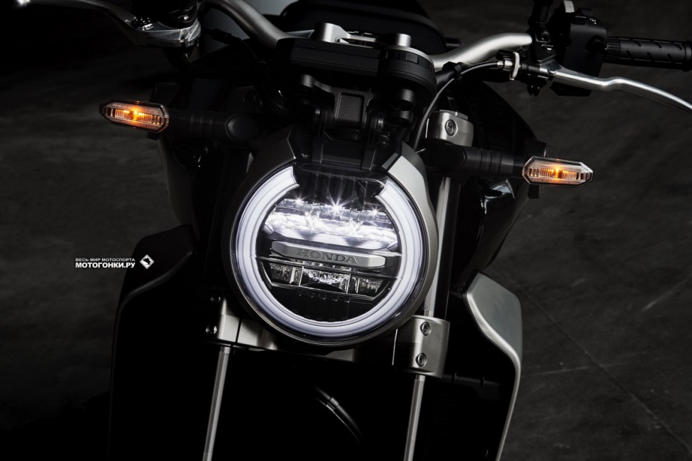 Honda CB1000R (2018) представлен на EICMA-2017 Honda CB1000R (2018) представлен на EICMA-2017