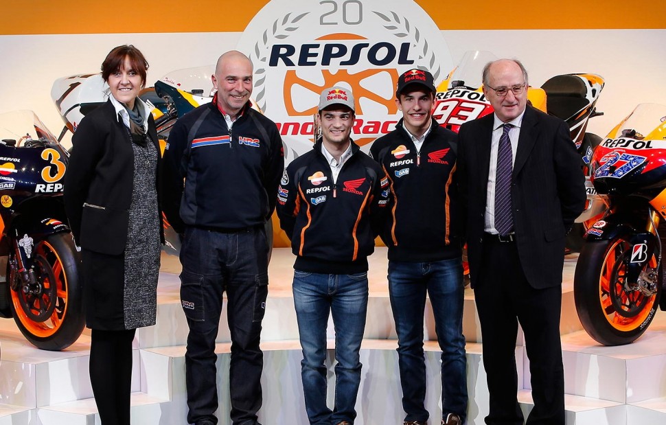 Благодаря усилиям Суппо, Дани Педроса и Repsol не покинули Honda в конце 2009 года Благодаря усилиям Суппо, Дани Педроса и Repsol не покинули Honda в конце 2009 года