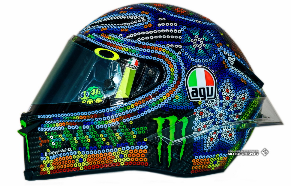Шлем Валентино Росси для зимних тестов в Сепанге - AGV Pista GP R Шлем Валентино Росси для зимних тестов в Сепанге - AGV Pista GP R