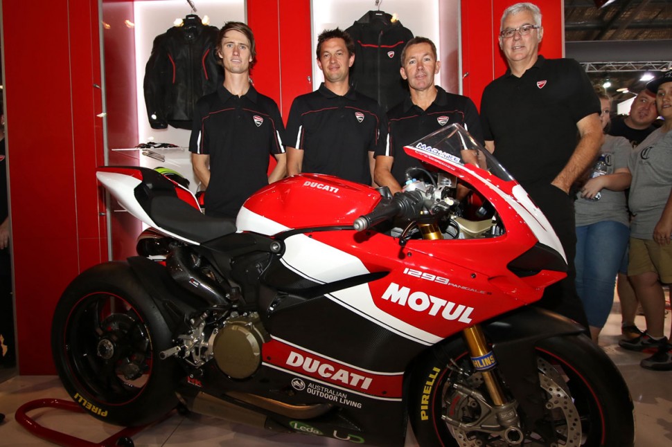 Ducati 1299 Panigale R в команде DesmoSport Троя Бейлисса. Но поедет ли он сам на нем в ASBK? Ducati 1299 Panigale R в команде DesmoSport Троя Бейлисса. Но поедет ли он сам на нем в ASBK?