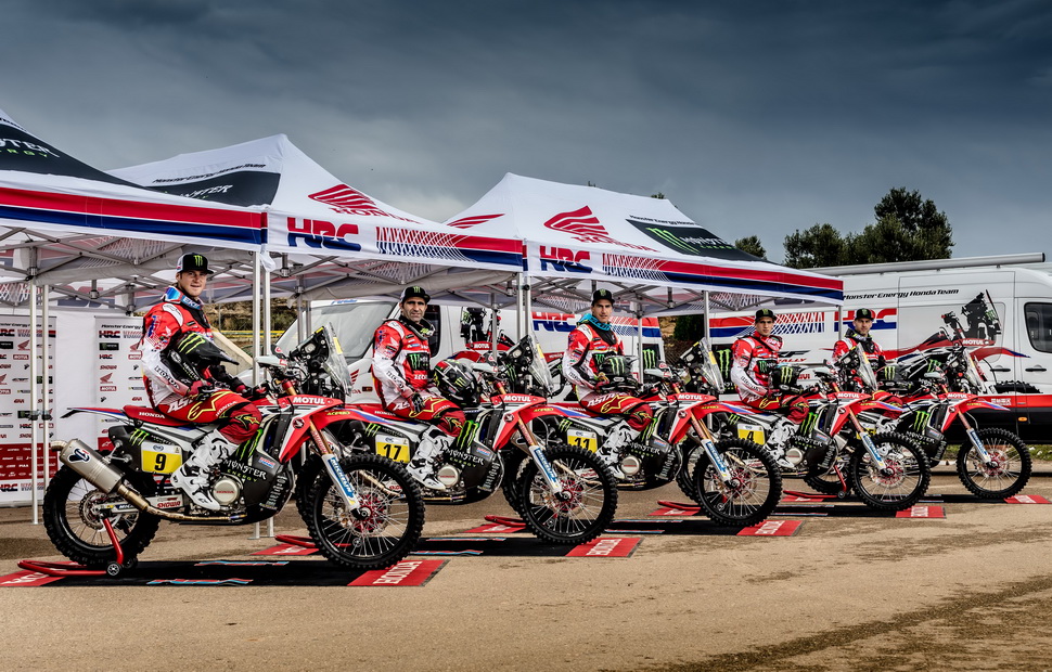 Заводская команда Monster Energy Honda Team на ралли Дакар-2018 Заводская команда Monster Energy Honda Team на ралли Дакар-2018