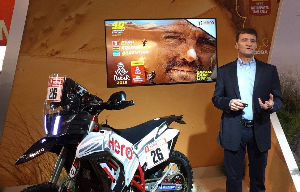 На презентации HERO Speedbrain, EICMA-2017 На презентации HERO Speedbrain, EICMA-2017