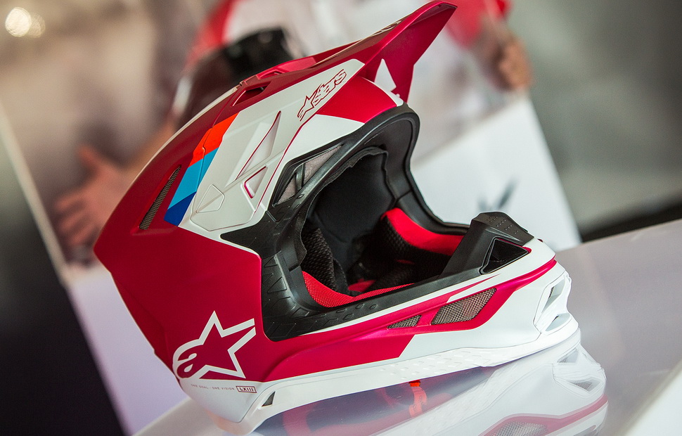 Новый шлем для мотокросса и эндуро Alpinestars S-M10 Новый шлем для мотокросса и эндуро Alpinestars S-M10