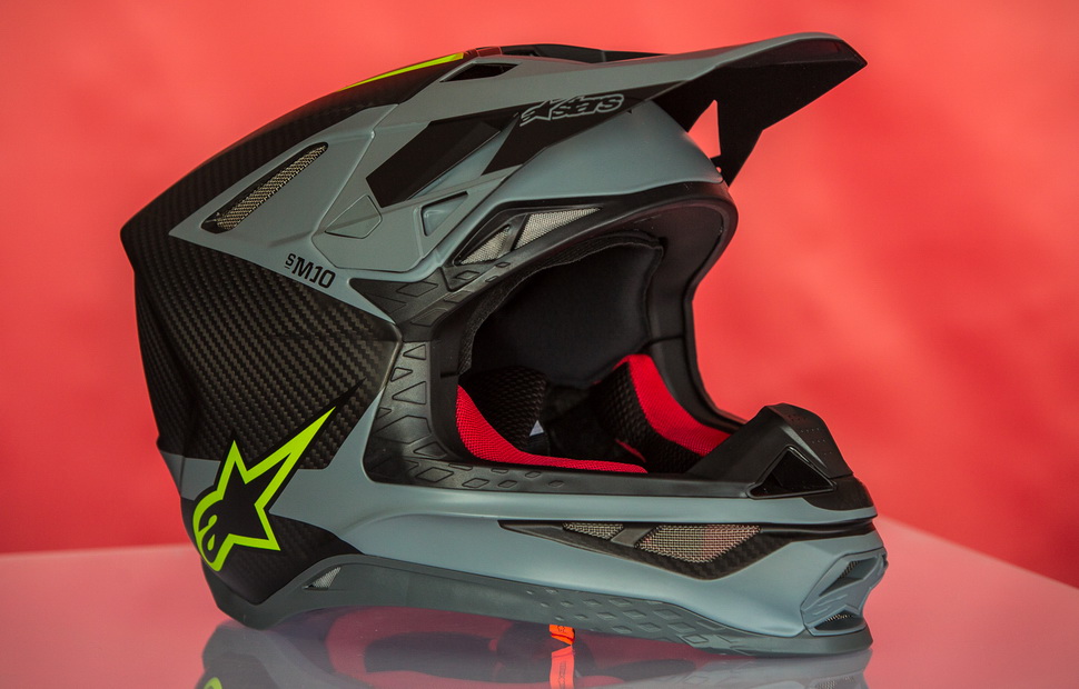 Новый шлем для мотокросса и эндуро Alpinestars S-M10 Новый шлем для мотокросса и эндуро Alpinestars S-M10