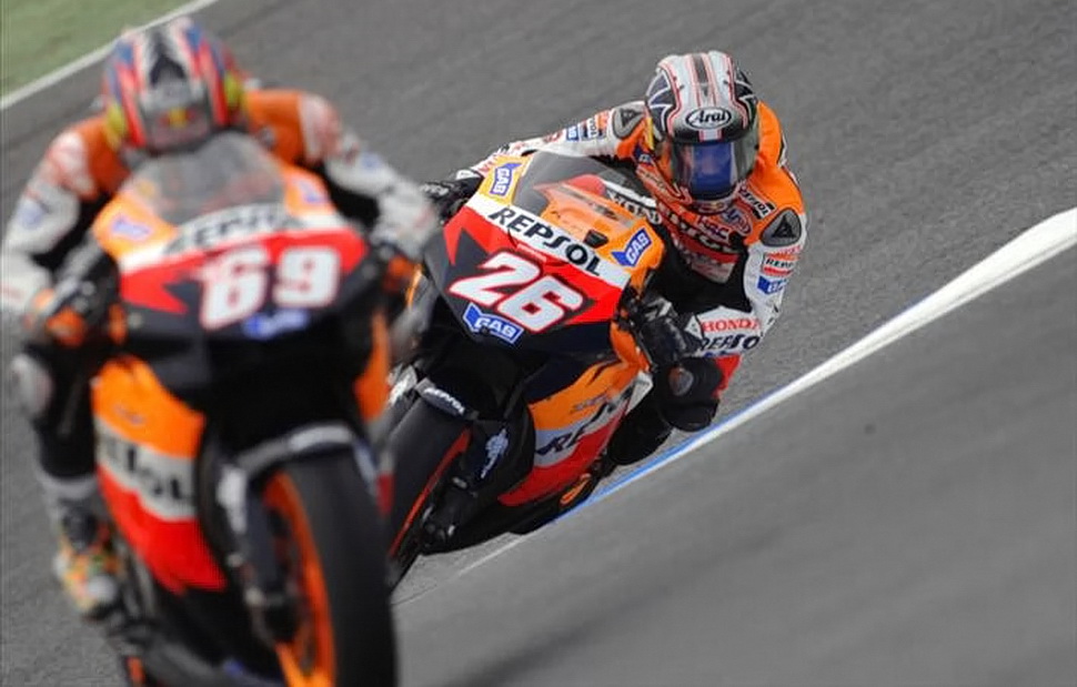 Хейден и Педроса - напарники по Repsol Honda в 2006 году Хейден и Педроса - напарники по Repsol Honda в 2006 году