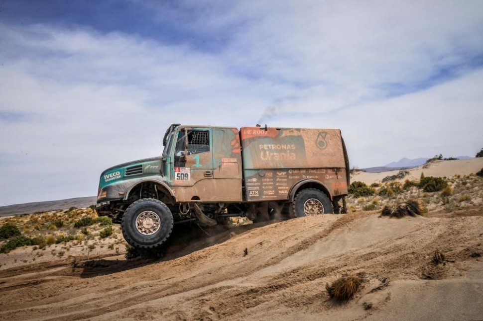 IVECO Тона Ван Генугтена - вторая победа на Дакаре-2018 IVECO Тона Ван Генугтена - вторая победа на Дакаре-2018