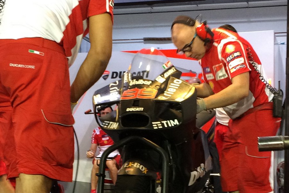 Морской дьявол Ducati - новый аэродинамический обвес, которые удивил Honda и вызвал массу вопросов о легальности Морской дьявол Ducati - новый аэродинамический обвес, которые удивил Honda и вызвал массу вопросов о легальности