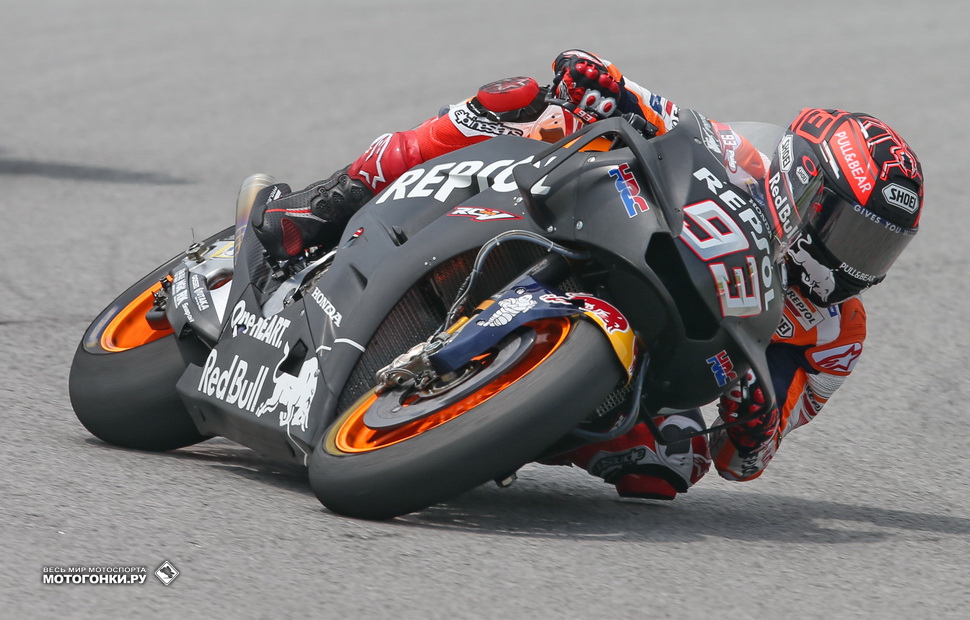 Марк Маркес испытывает новый аэродинамический обвес Honda RC213V Марк Маркес испытывает новый аэродинамический обвес Honda RC213V
