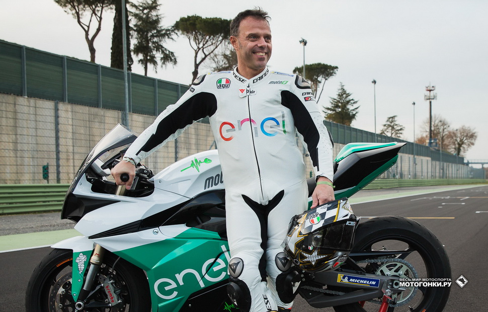 Лорис Капиросси рассказал о FIM Enel MotoE World Cup Лорис Капиросси рассказал о FIM Enel MotoE World Cup