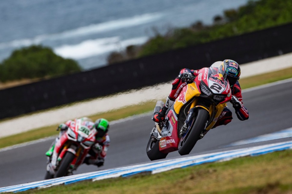 Смогут ли пилоты Aprilia и Honda удержать взятый в пятницу темп? Смогут ли пилоты Aprilia и Honda удержать взятый в пятницу темп?