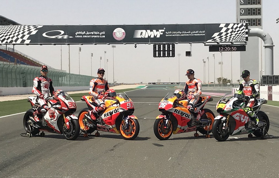 Сборная Honda MotoGP - Накагами, Маркес, Педроса, Кратчлоу Сборная Honda MotoGP - Накагами, Маркес, Педроса, Кратчлоу