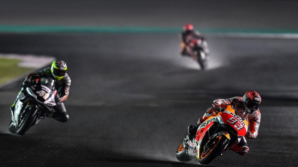 Второй поворот Losail International Circuit - самый коварный из всех, даже когда сухой Второй поворот Losail International Circuit - самый коварный из всех, даже когда сухой