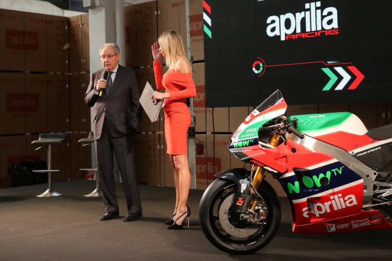 Piaggio Group полностью доверяет Романо Альбезиано в вопросах достижения целей в MotoGP Piaggio Group полностью доверяет Романо Альбезиано в вопросах достижения целей в MotoGP