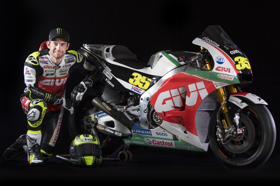 LCR Honda Castrol: Кратчлоу и его новенький Honda RC213V в цветах 2018 года LCR Honda Castrol: Кратчлоу и его новенький Honda RC213V в цветах 2018 года
