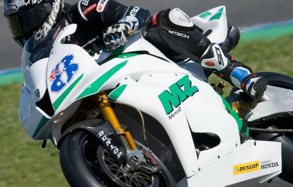 Энтони Вест на тестах MZ Moto2 Энтони Вест на тестах MZ Moto2