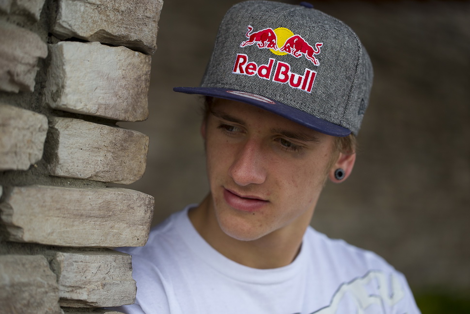 Red Bull протянет руку помощи? Red Bull протянет руку помощи?