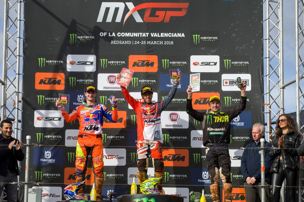 Подиум Гран-При Испании MXGP 2018 - Кайроли, Херлингс, Десалле Подиум Гран-При Испании MXGP 2018 - Кайроли, Херлингс, Десалле