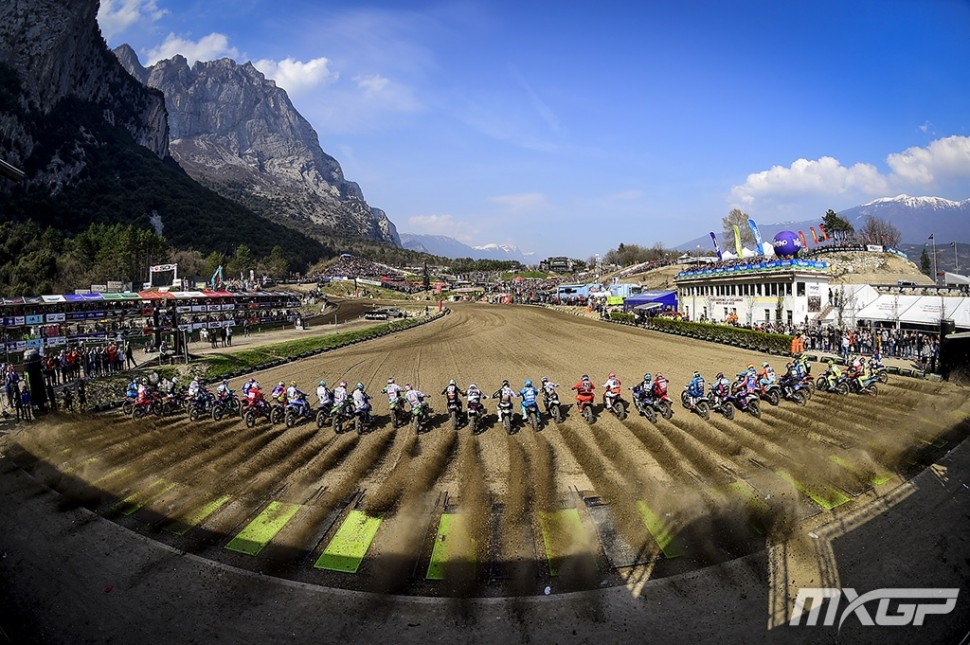 Старт MX2 в Пьетрамурата Старт MX2 в Пьетрамурата