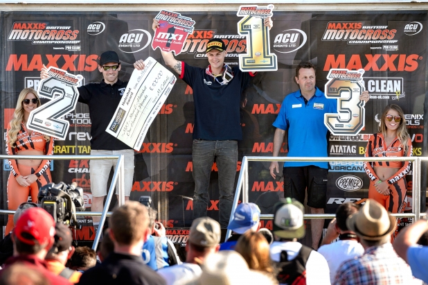 Подиум 4-го этапа Maxxis ACU British Motocross Championship MX1 Подиум 4-го этапа Maxxis ACU British Motocross Championship MX1