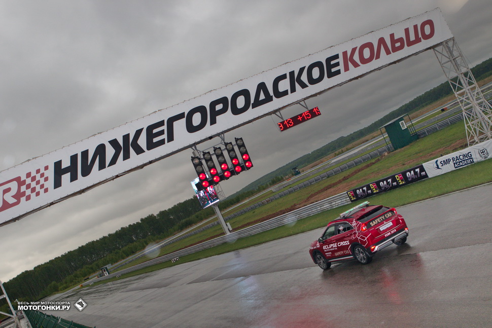 Все готово для старта гонки SBK?.. Все готово для старта гонки SBK?..