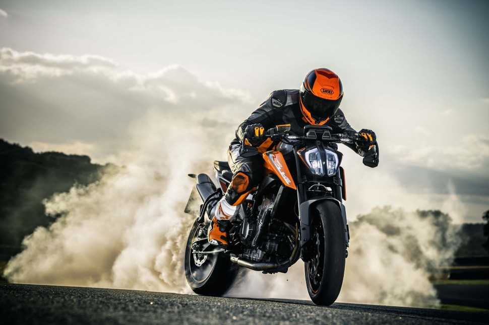 Режим ABS Supermoto позволяет полностью отключать контроль над задним колесом Режим ABS Supermoto позволяет полностью отключать контроль над задним колесом