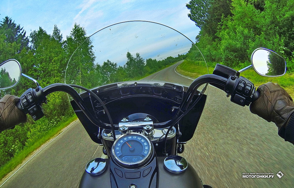 Harley-Davidson Heritage Classic 114 на шоссе даст прикурить любой быстрой машине Harley-Davidson Heritage Classic 114 на шоссе даст прикурить любой быстрой машине