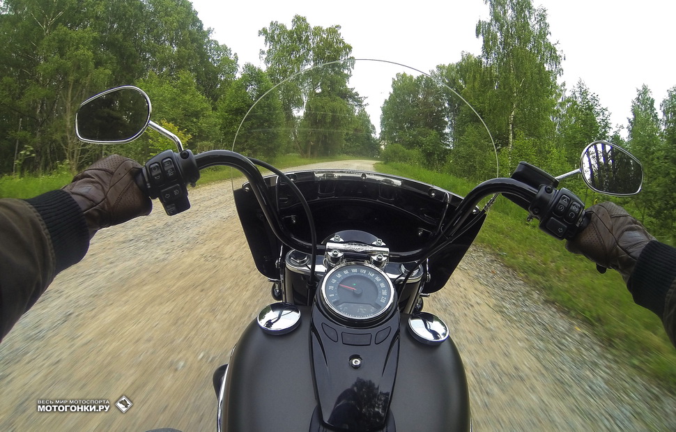 Тест-драйв Harley-Davidson Heritage Classic 114 - асфальт? Ну, и без него сойдет! Тест-драйв Harley-Davidson Heritage Classic 114 - асфальт? Ну, и без него сойдет!