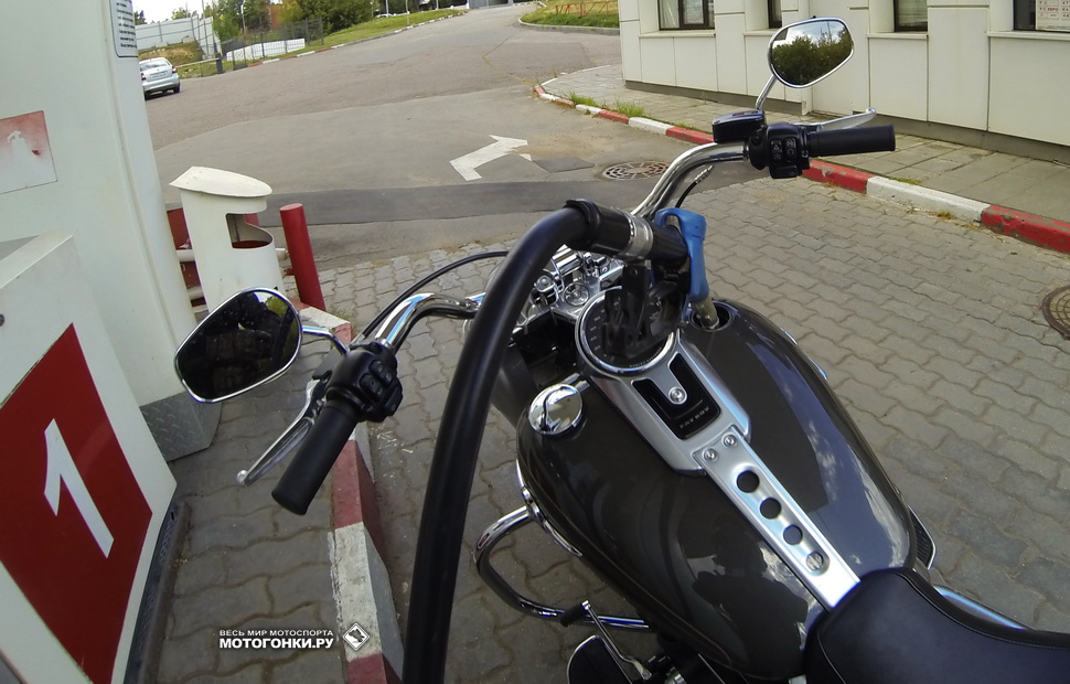 Тест-драйв Harley-Davidson Fat Boy 114: еще немного на 500 рэ Тест-драйв Harley-Davidson Fat Boy 114: еще немного на 500 рэ