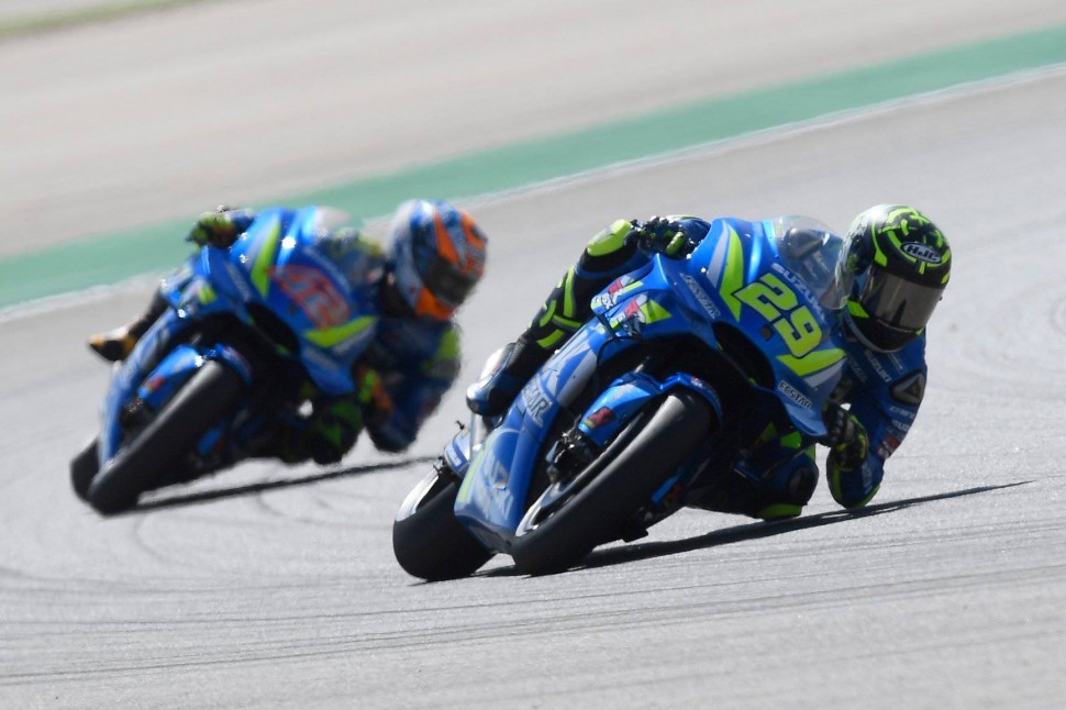 Напарники Suzuki ECSTAR MotoGP - Янноне и Ринс здорово потрепали нервы Маркесу и Довициозо Напарники Suzuki ECSTAR MotoGP - Янноне и Ринс здорово потрепали нервы Маркесу и Довициозо