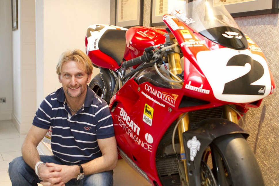 Карл Фогарти прославил Ducati, но Рэй сделал то же самое для Kawasaki Карл Фогарти прославил Ducati, но Рэй сделал то же самое для Kawasaki