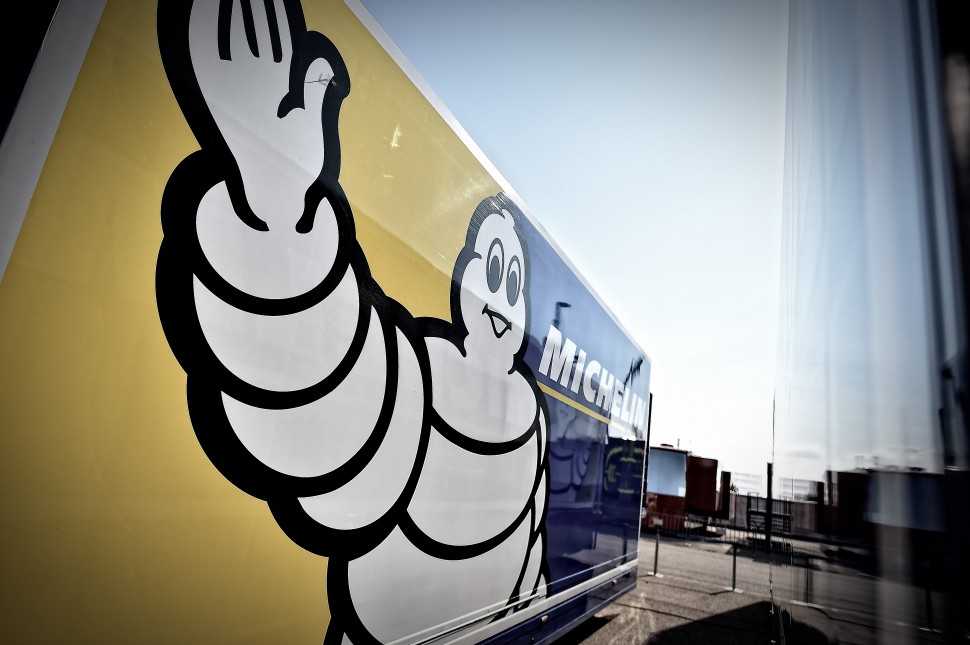Michelin везет на Гран-При Таиланда специально сваренные асимметричные покрышки Medium Michelin везет на Гран-При Таиланда специально сваренные асимметричные покрышки Medium