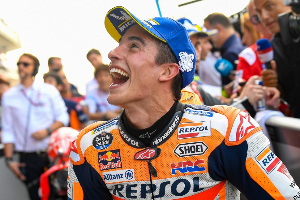 Марк Маркес взял 50-ю поул-позицию в карьере MotoGP Марк Маркес взял 50-ю поул-позицию в карьере MotoGP