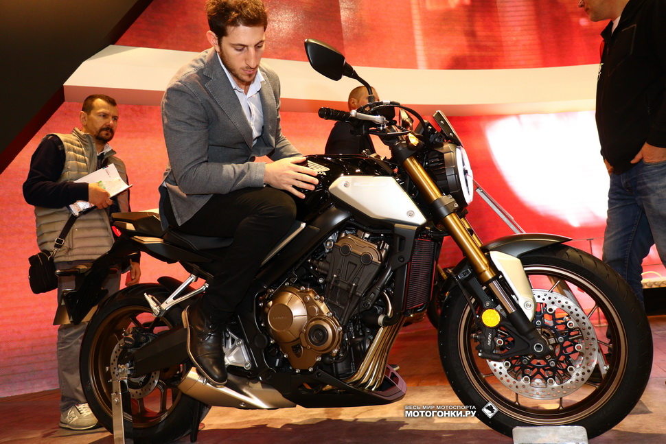 Honda CB650R (2019) - рослому итальянцу впору! Honda CB650R (2019) - рослому итальянцу впору!