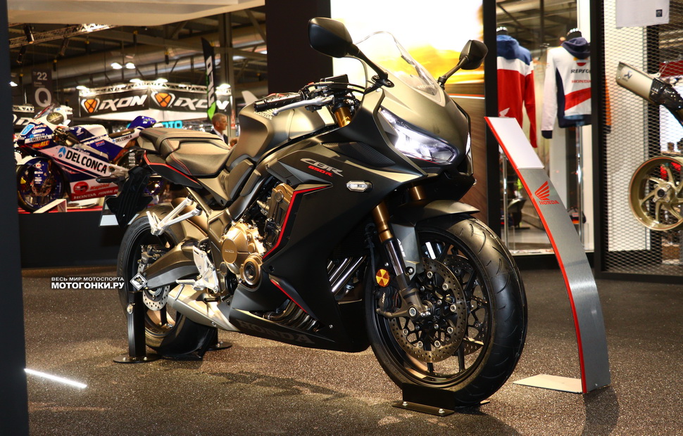 Honda CBR650R (2019) - радикальный чёрный цвет! Honda CBR650R (2019) - радикальный чёрный цвет!