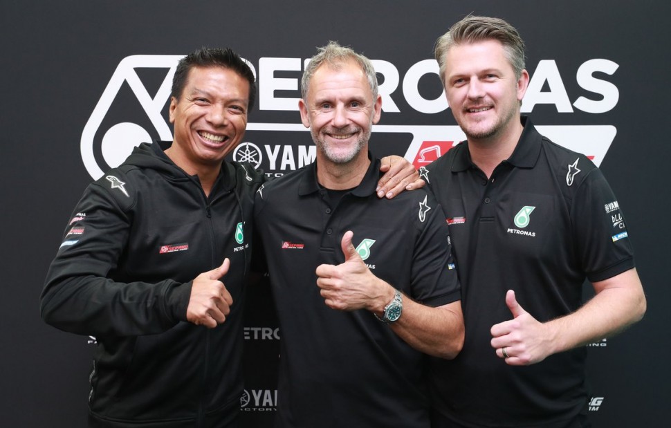 Yamaha Petronas Sepang Racing Team: и самые светлые умы MotoGP в ней! Yamaha Petronas Sepang Racing Team: и самые светлые умы MotoGP в ней!